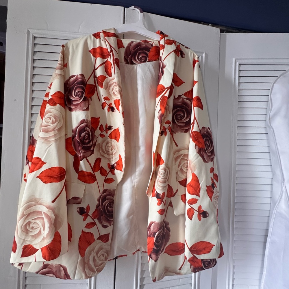 Floral Blazer with Red and Brown Roses